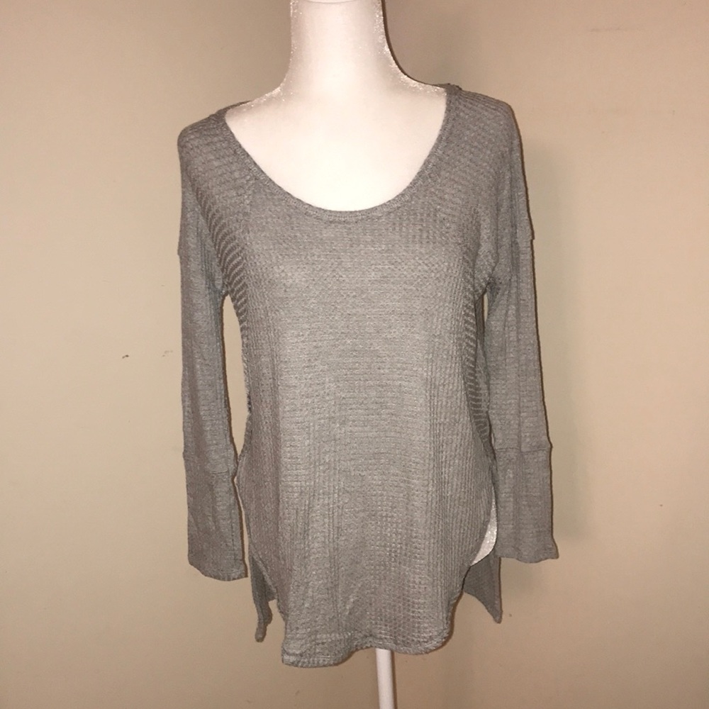 NWT Hippy Love lady’s thermal top.